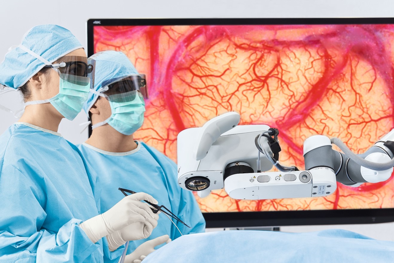 Surgeons Using Aesculap Aeos Exoscope